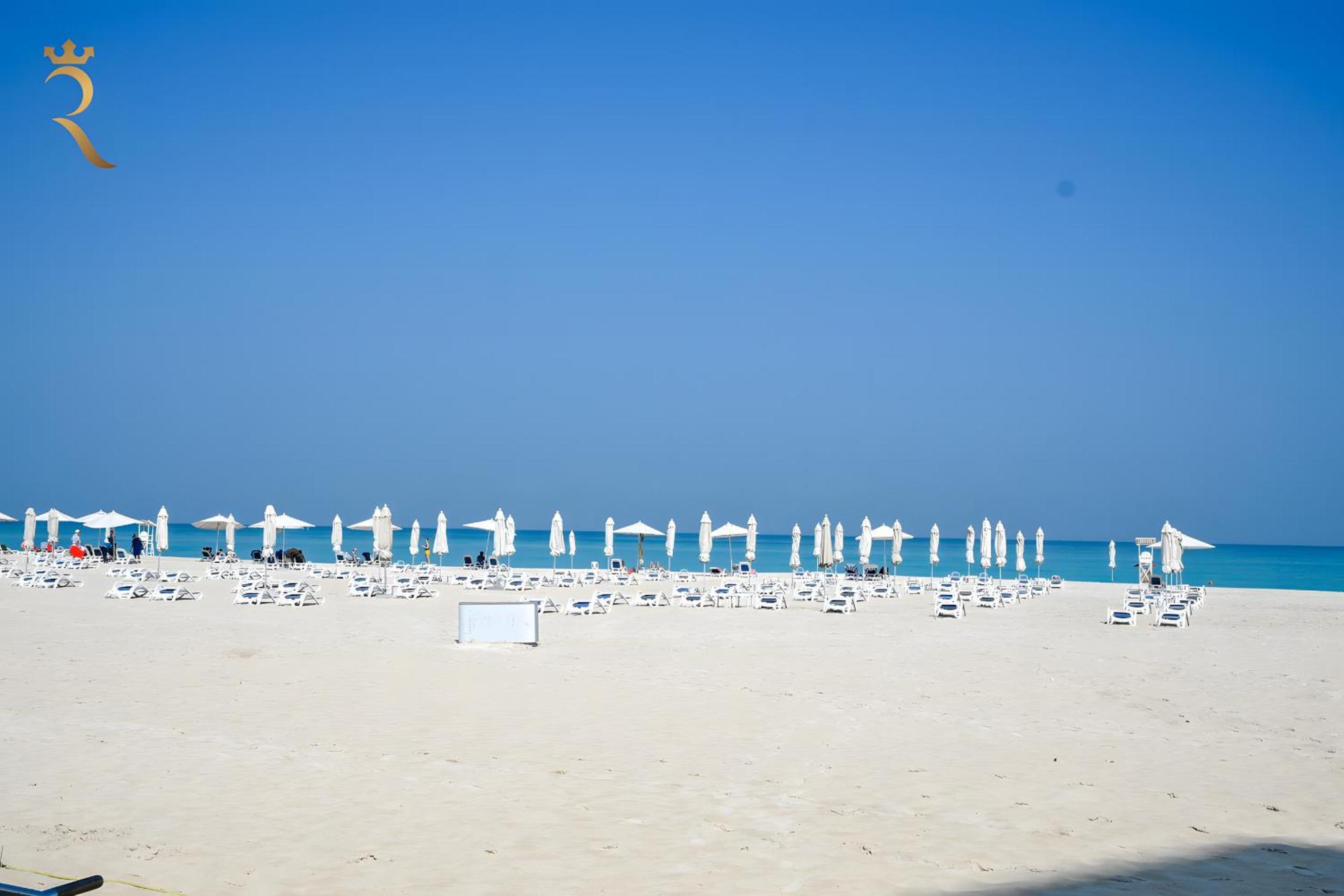 Azure Bliss 1Br Retreat Near Saadiyat Attractions Apartment Abu Dhabi Exterior photo